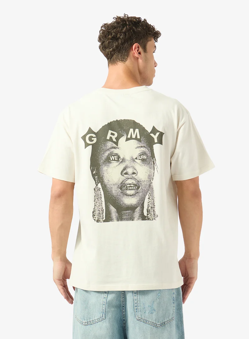 جرايمي The We Burn Sweet Classic Fit T-Shirt