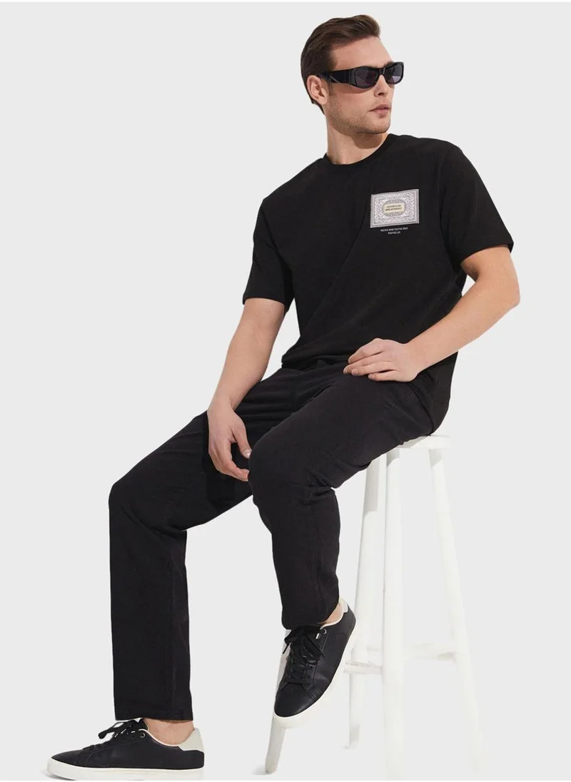 JUNE Printed Crew Neck T-Shirt