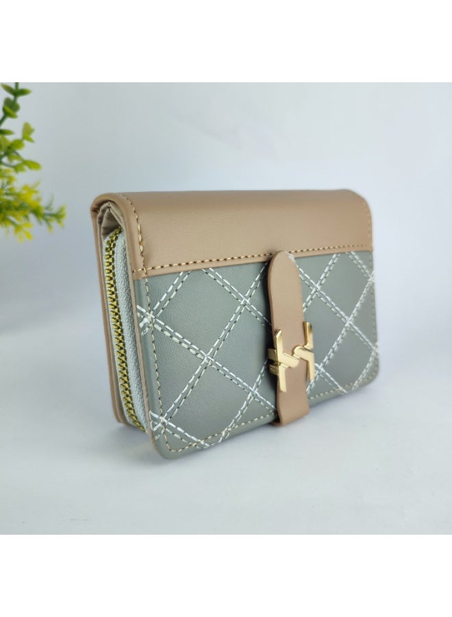 Women’s High-Quality Leather Wallet with Inner Compartments for Organizing Essentials - Image 1