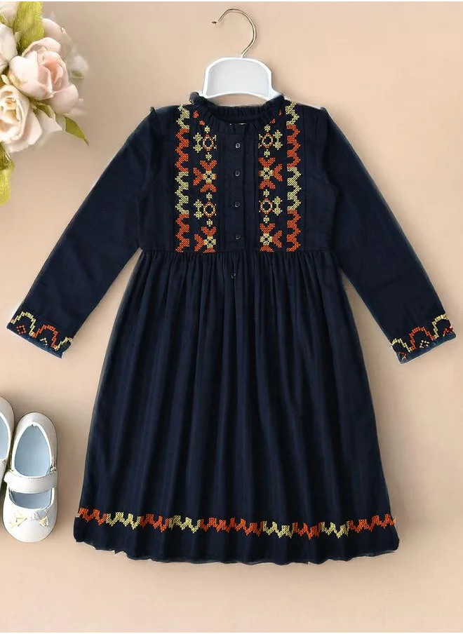 بيلا مودا Bella Moda Embroidered 3/4 Sleeves Cotton Dress with Button Front