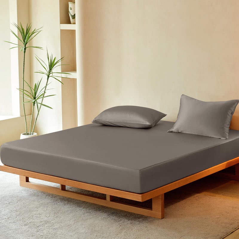 THXSILK Luxury Mulberry Silk Fitted Sheet Set 3 Pcs King Silk Bed Sheet Set with 16 Deep Pockets Soft Cooling Sheets 1 Fitted Sheet 2 Pillowcases with Zipper Closure Charcoal