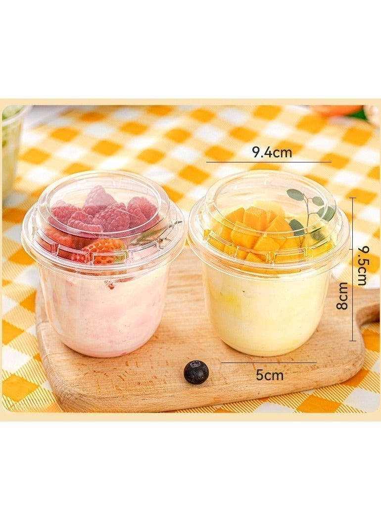 عبوة من 50 كوب حلوى بلاستيكي سعة 8 أونصات مع أغطية، أكواب بلاستيكية للاستخدام مرة واحدة، أكواب بارفيه زبادي شفافة للآيس كريم والكعك والفواكه والبارفيه والبودنج وجيلي شوت - Image 5