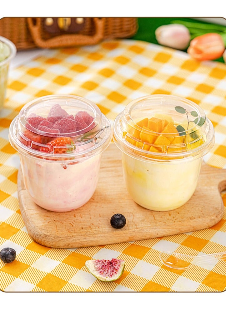 عبوة من 50 كوب حلوى بلاستيكي سعة 8 أونصات مع أغطية، أكواب بلاستيكية للاستخدام مرة واحدة، أكواب بارفيه زبادي شفافة للآيس كريم والكعك والفواكه والبارفيه والبودنج وجيلي شوت - Image 3