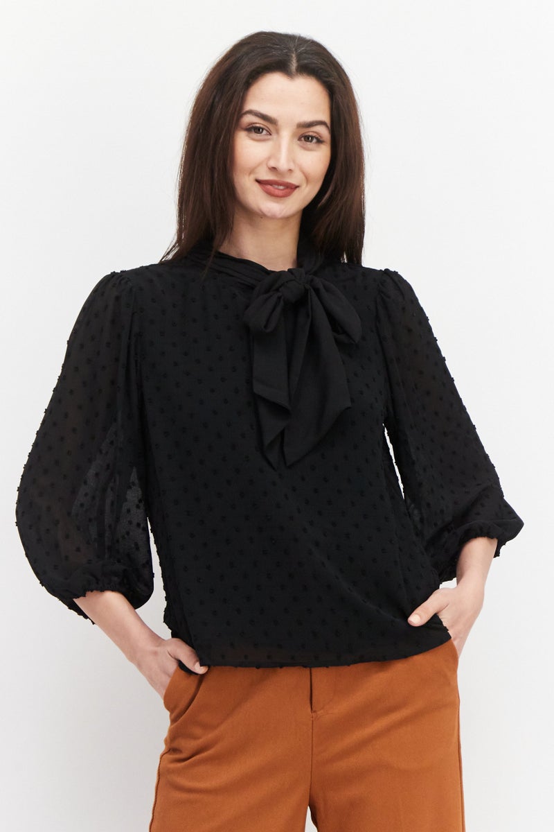 Riley & Rae بلوزة نسائية بأكمام طويلة وقبة مربوطة، سوداء - Image 1