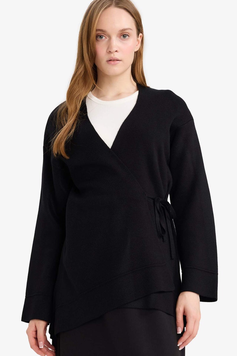 DeFacto Regular Fit V-Neck Knitwear Cardigan - Image 1