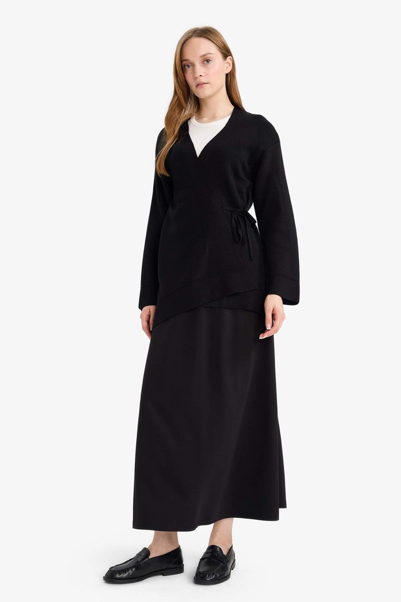 DeFacto Regular Fit V-Neck Knitwear Cardigan - Image 2
