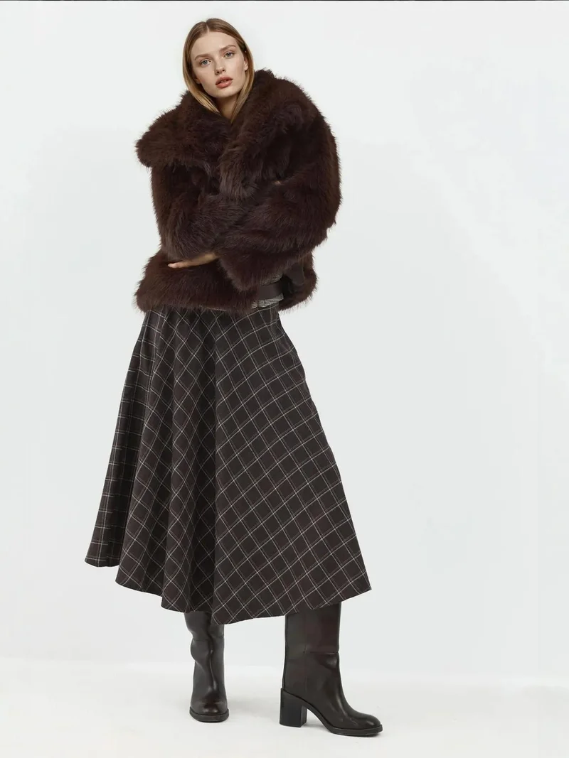 زوبعة تنورة ماكسي كاروهات بتصميم -