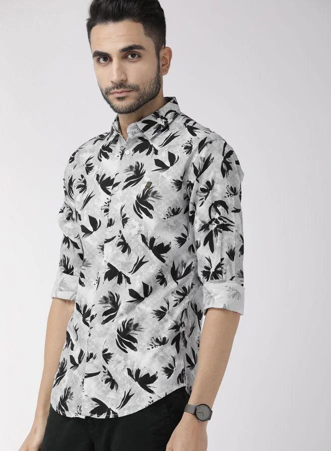 The Indian Garage Co Men Slim Fit Abstract Printed Full Sleeves Cutaway Collar Casual Shirt