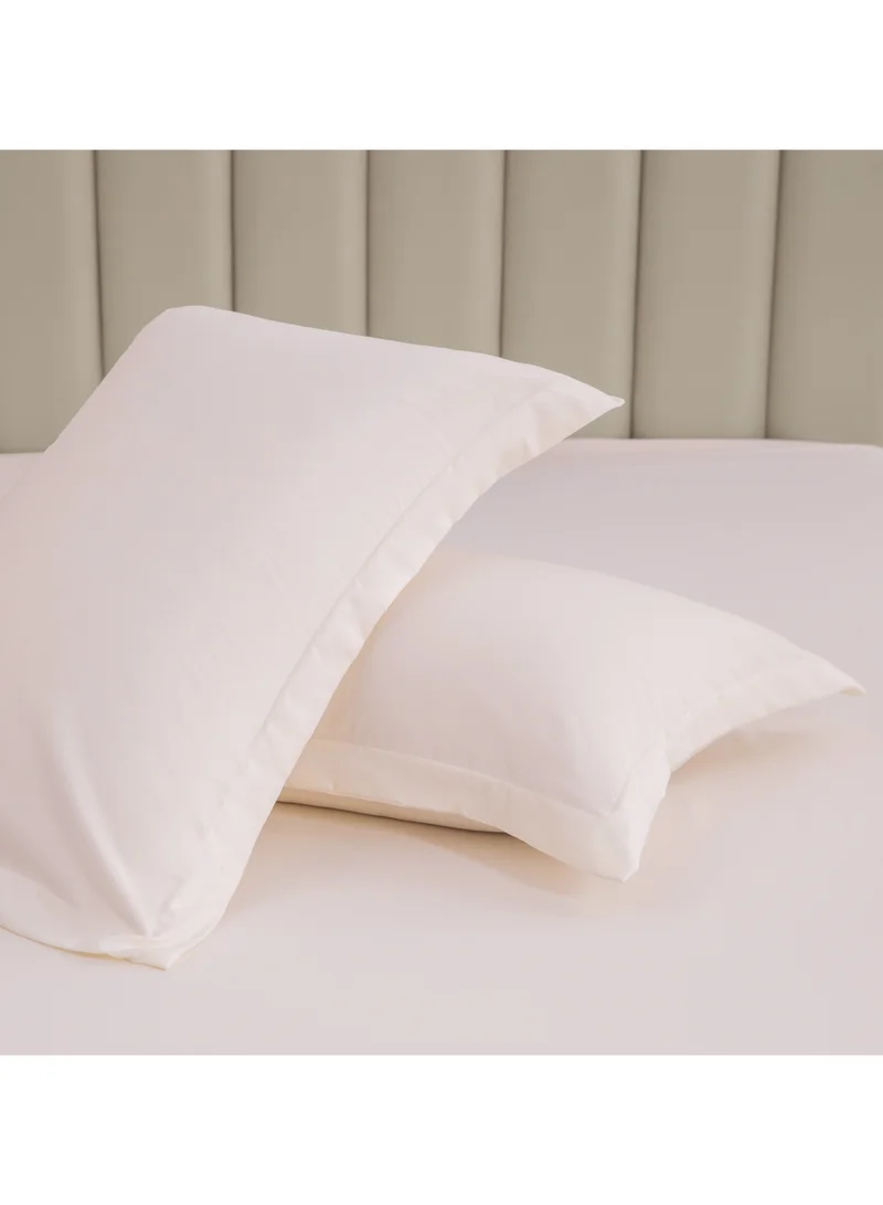 Donetella Standard Pillowcase Set of 2, Size 50x75 cm, Ultra Soft Brushed Microfiber, Envelope Closure, Durable, Wrinkle & Fade Resistant Pillow Covers