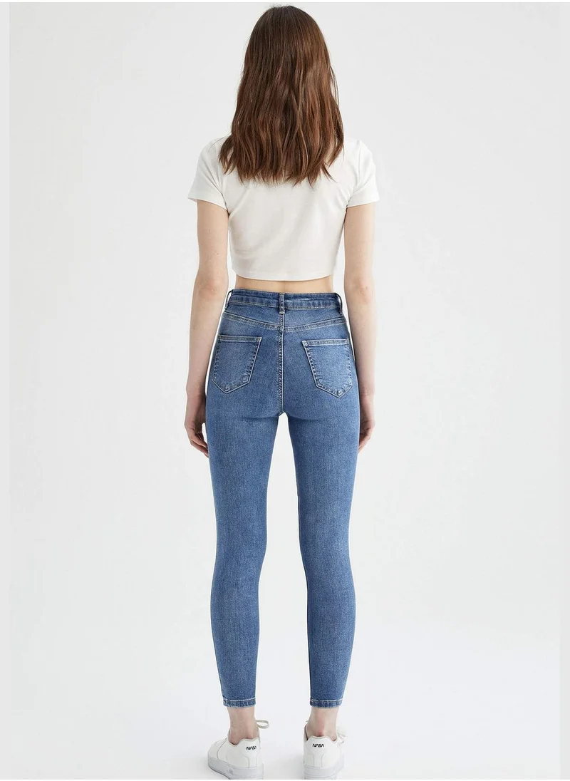 ديفاكتو Super Skinny Fit Distressed Jeans
