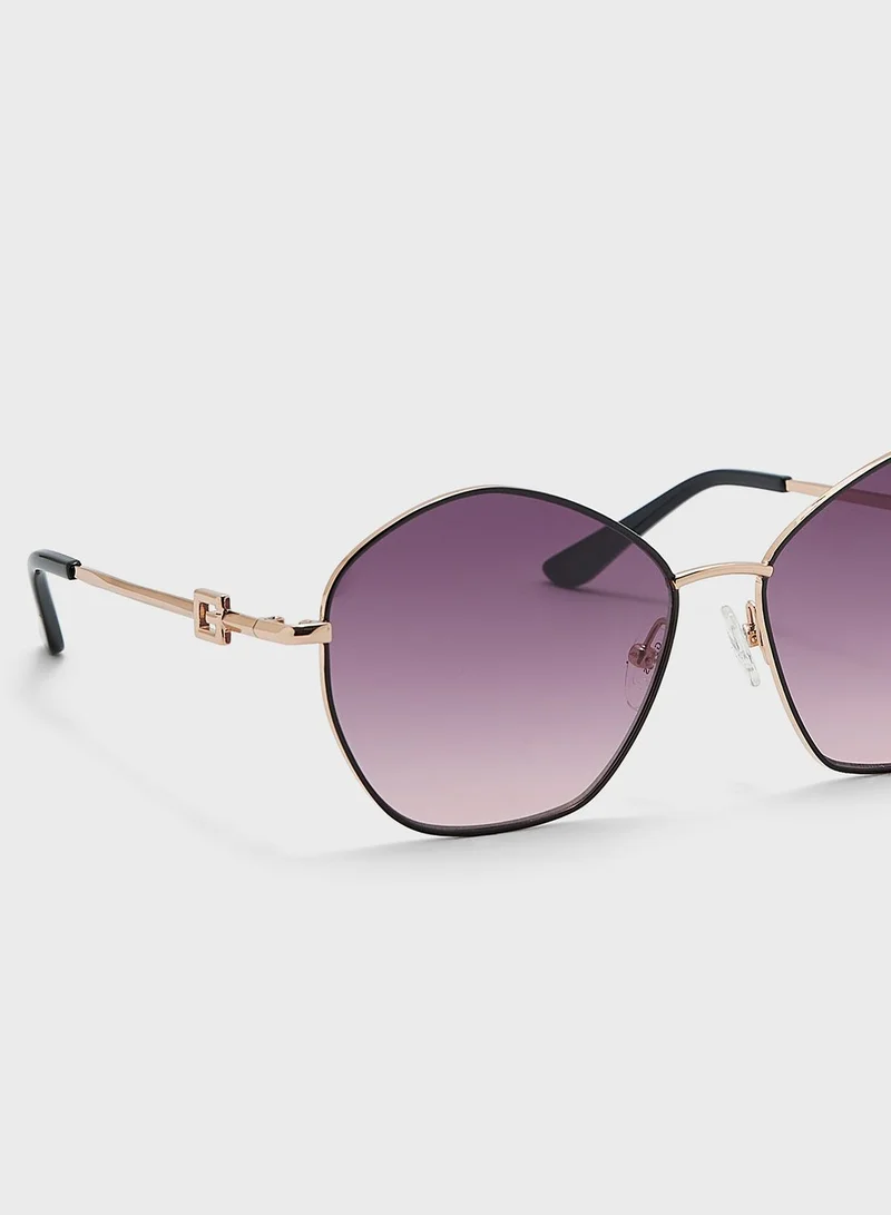 GUESS Round Shape Sunglasses