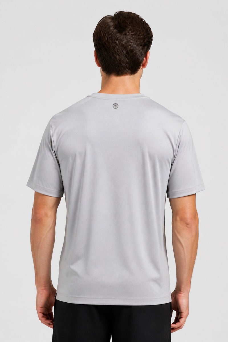 Gaiam Men Slim Fit Short Sleeve Training T-Shirt, Pale Grey - Image 5