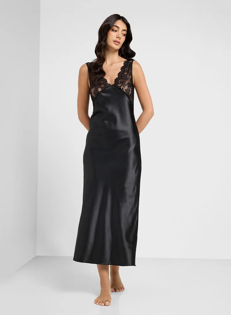 ELLA Nigh Dress With Lace Trims