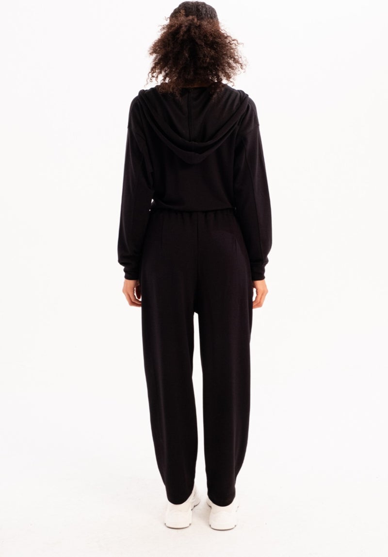 Justever Oversize Fit Elastic Waist Pocket Relaxed Cut Black Women's Sweatpants - Flex  - Image 5