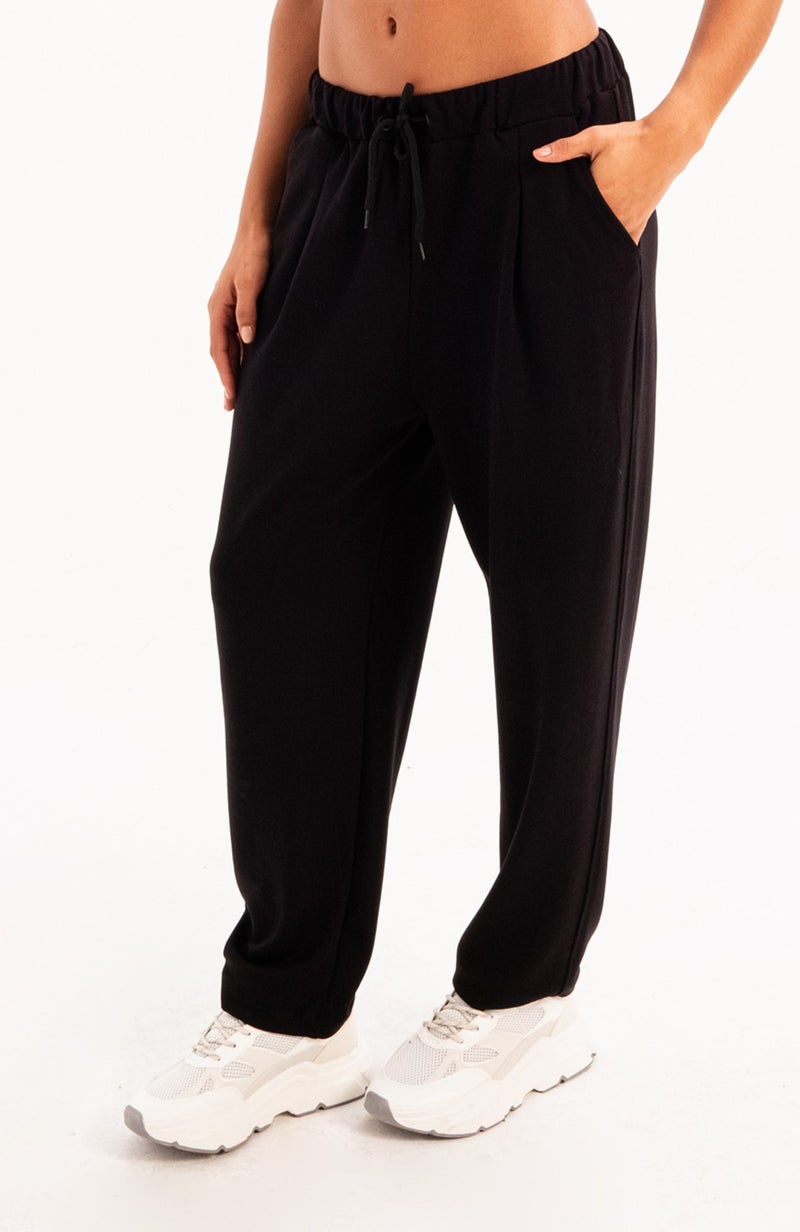 Justever Oversize Fit Elastic Waist Pocket Relaxed Cut Black Women's Sweatpants - Flex  - Image 2