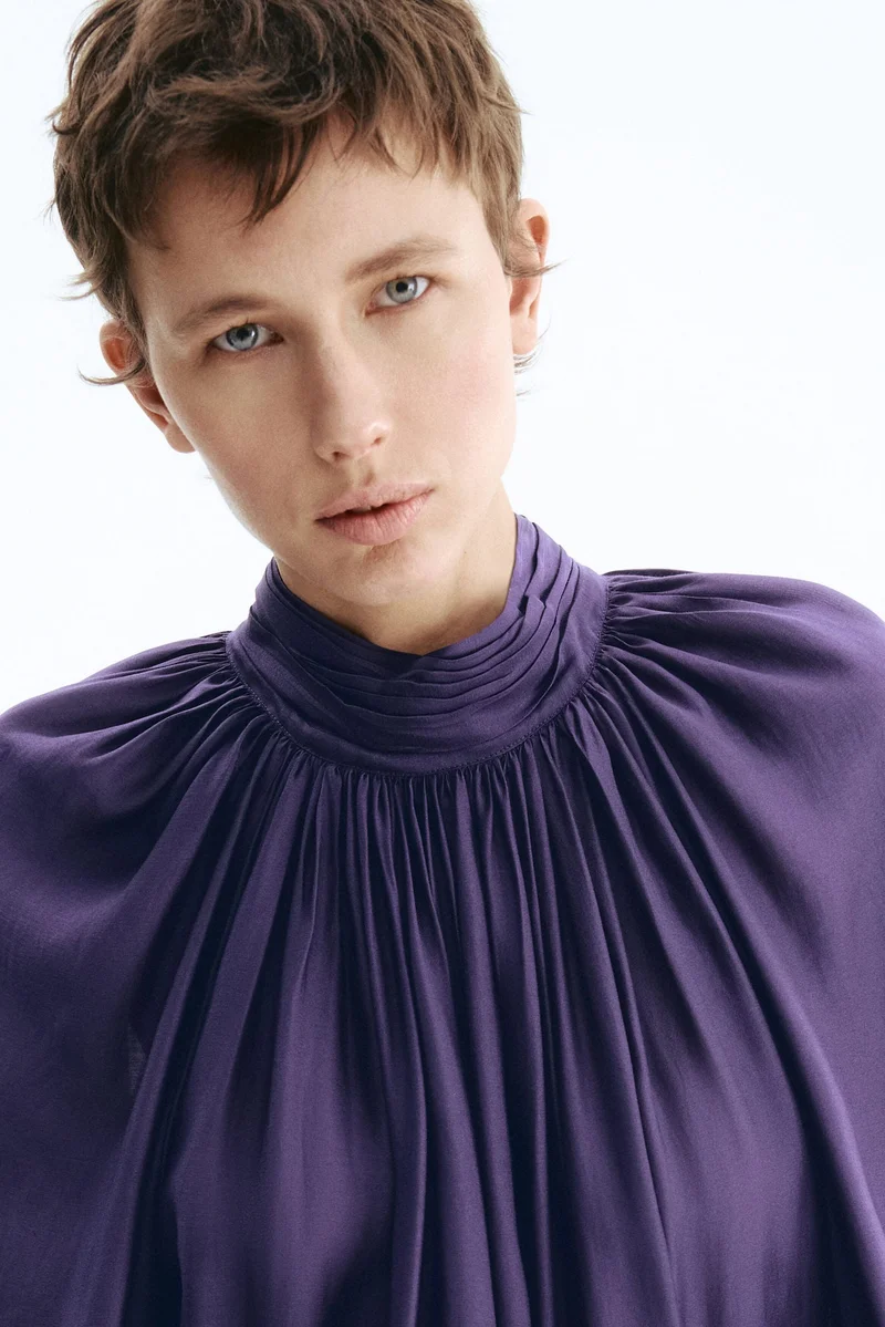 اتش اند ام بلوزة بتصميم منسدل