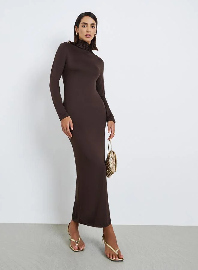 ستايلي فستان ميدي بياقة على شكل وشاح للاستخدام اليومي الكاجوال