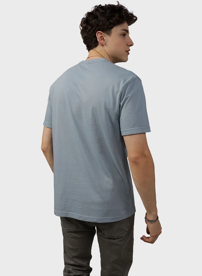 American Eagle Graphic Crew Neck T-Shirt