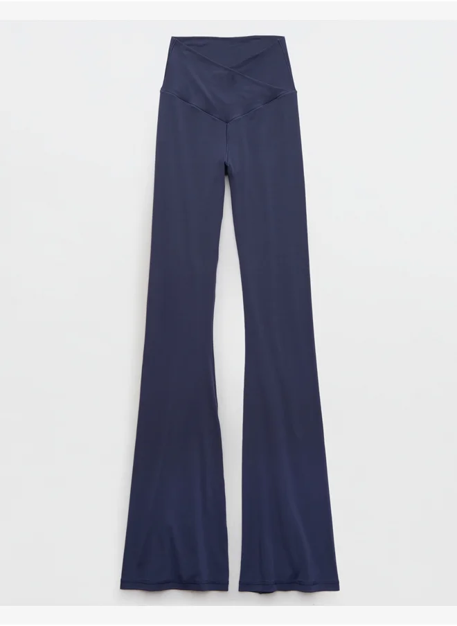 آري من امريكان ايجل OFFLINE By Aerie Real Me High Waisted Crossover Flare Legging