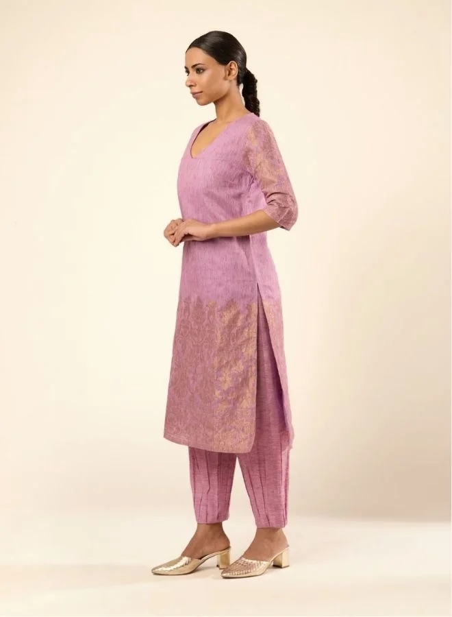 Abhishti Zari Banswara Border Kurta Set- Pink