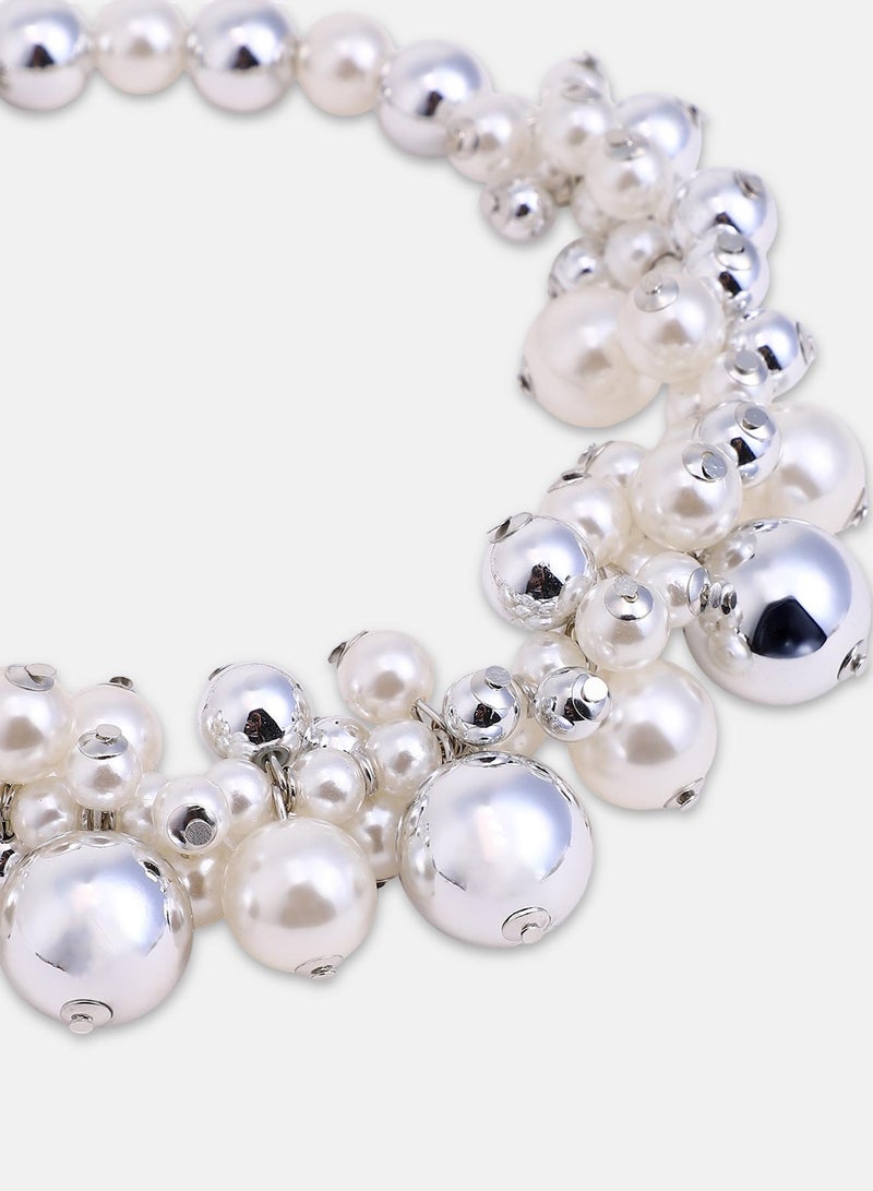 SOHI Cluster Beaded Bracelet - Image 5