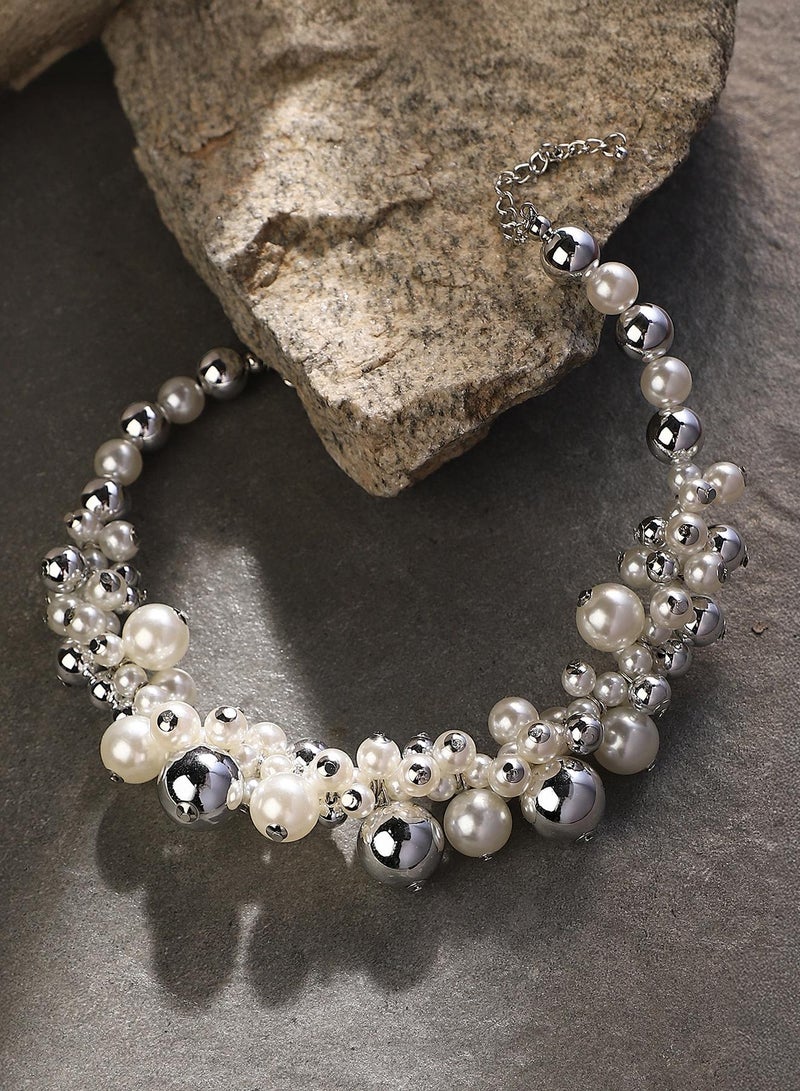 SOHI Cluster Beaded Bracelet - Image 1