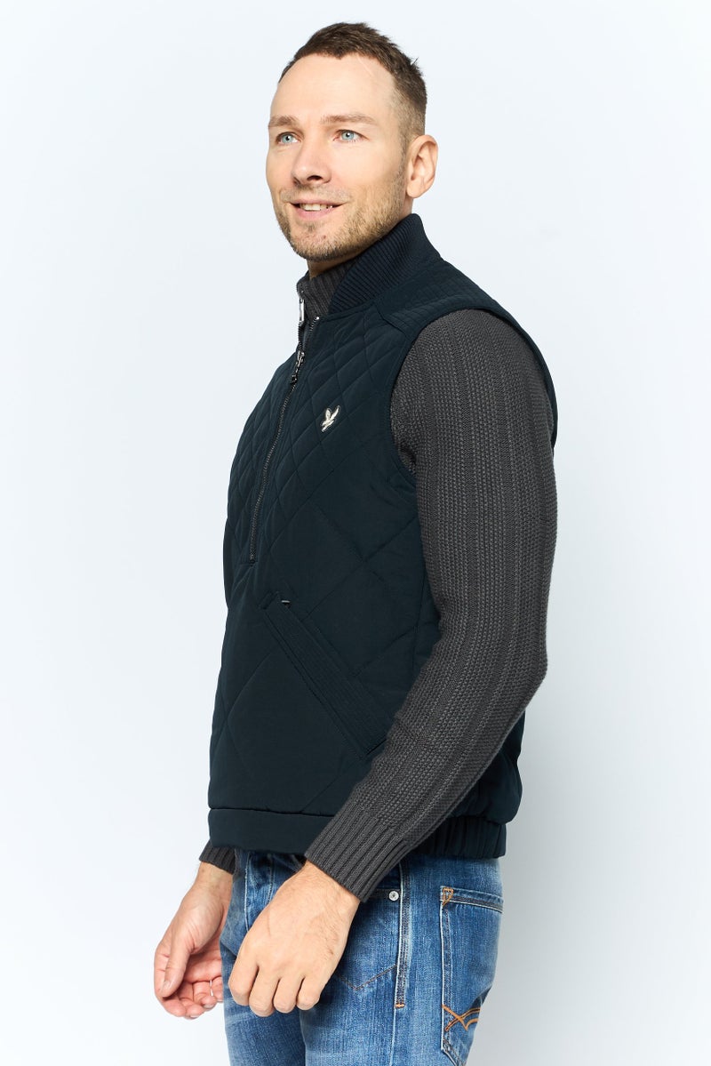 Lyle & Scott Men Quilted Vest Jacket, Black - Image 2