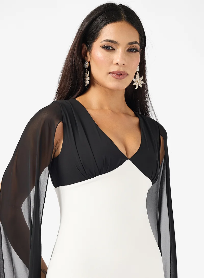 Ella Limited Edition COntrast Toned Dress With Exaggerated Sleeves