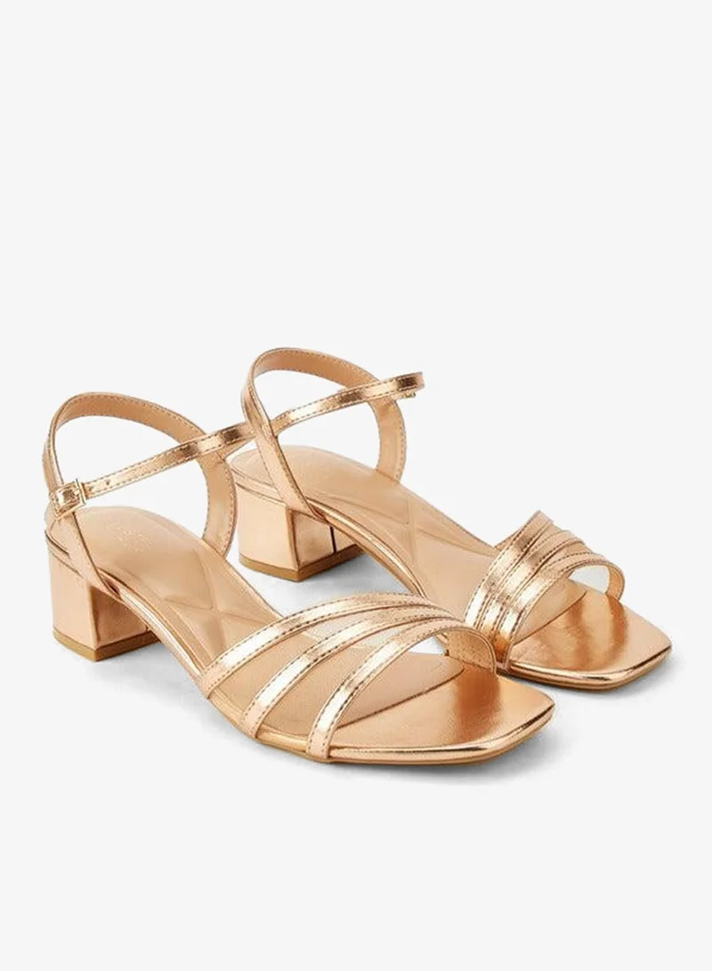 سيليست Women Block Heel Strap Sandals