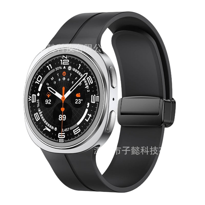 سوار ساعة ذكية رياضي من السيليكون متوافق باللون أسود قابل للتعديل مع Samsung Galaxy Watch 8 Classic بملاءمة قابلة للتعديل وحزام ناعم للاستبدال اليومي - Image 4