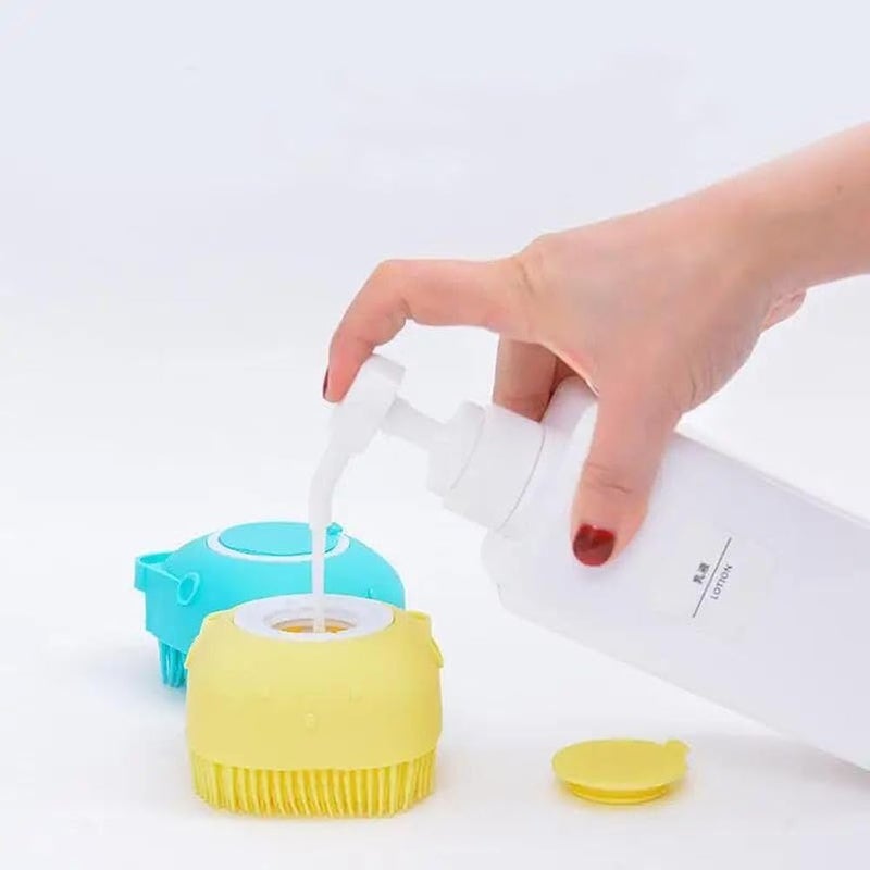 Silicone Bath Loofah with Reservoir, Massage Brush Exfoliating Bath and Shower Silicone with Soap Dispenser (Random color) - Image 4