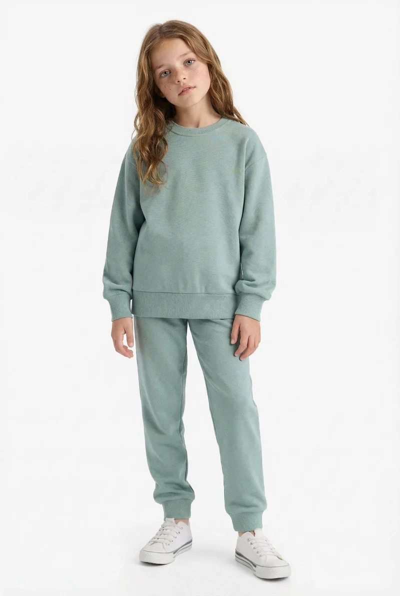 ديفاكتو Girl Relax Fit Crew Neck Basic Sweatshirt