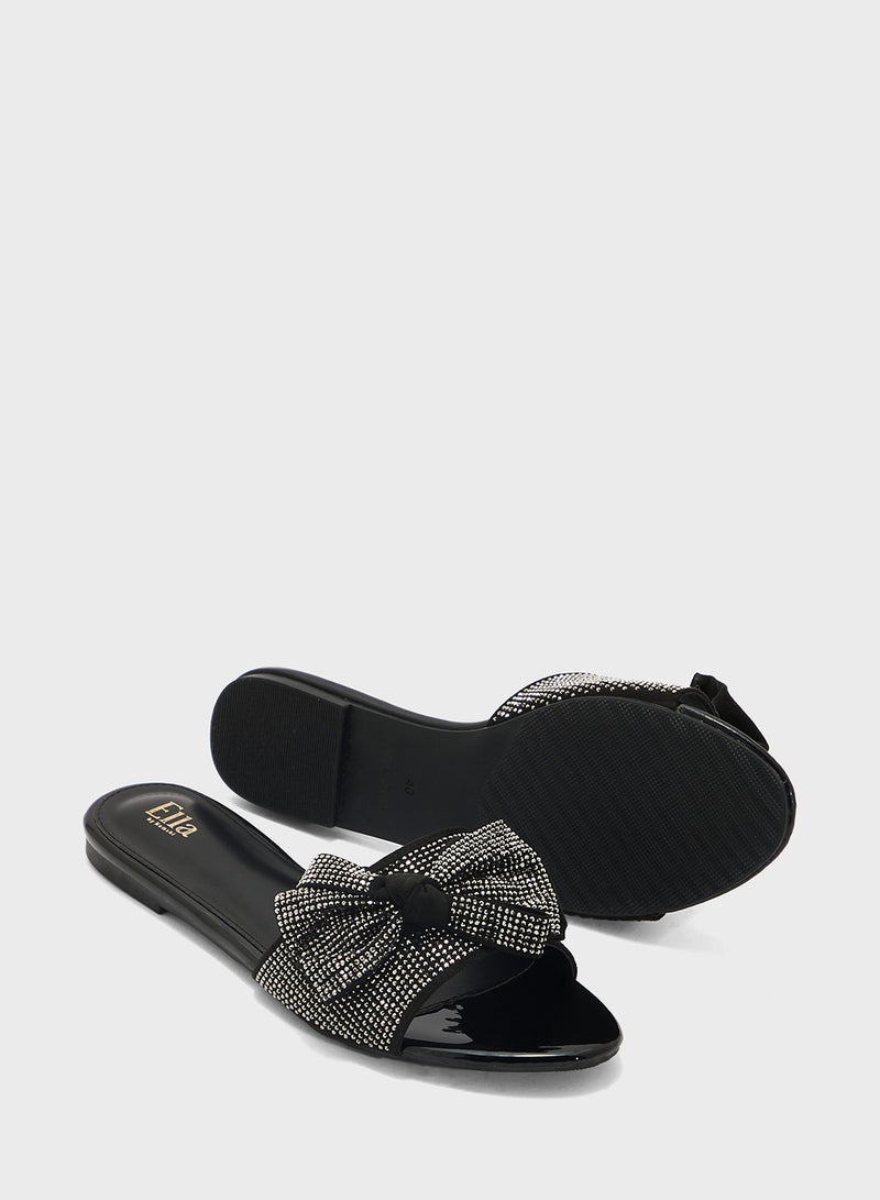 ايلا صندل مسطح مدبب بفيونكة - Image 3