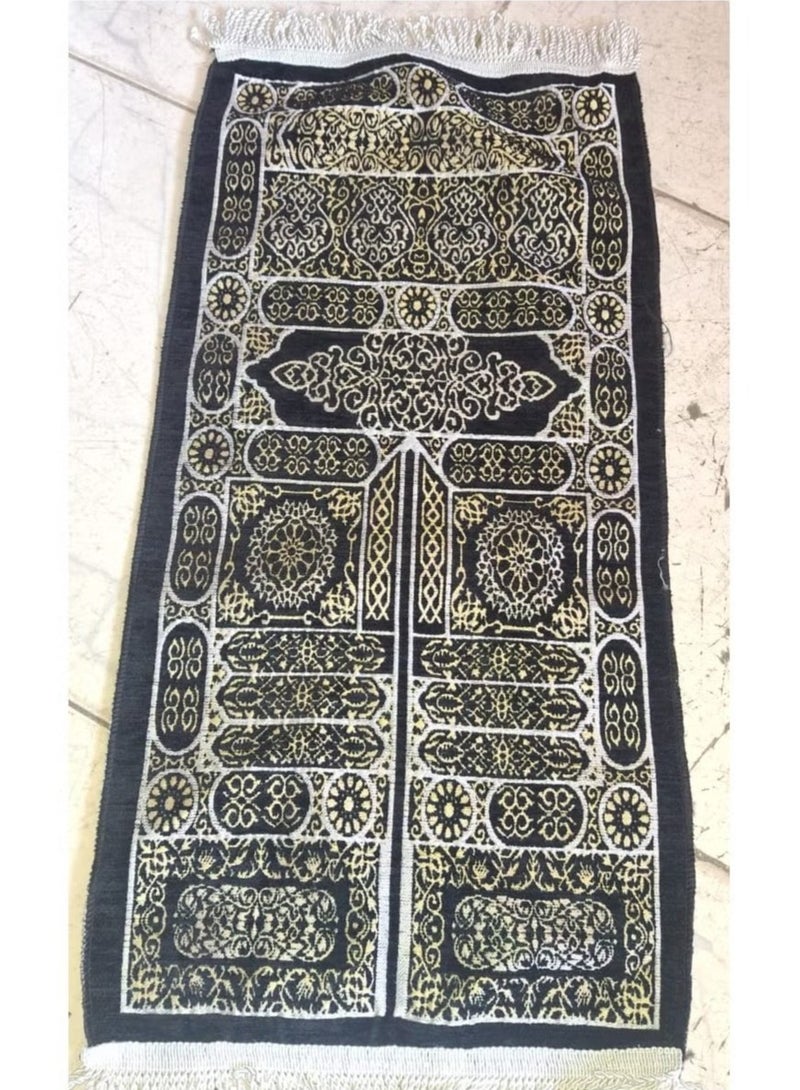 سجادة صلاة فاخرة بتصميمات مختلفه – اجعل كل سجدة تلامس قلبك  - Image 1