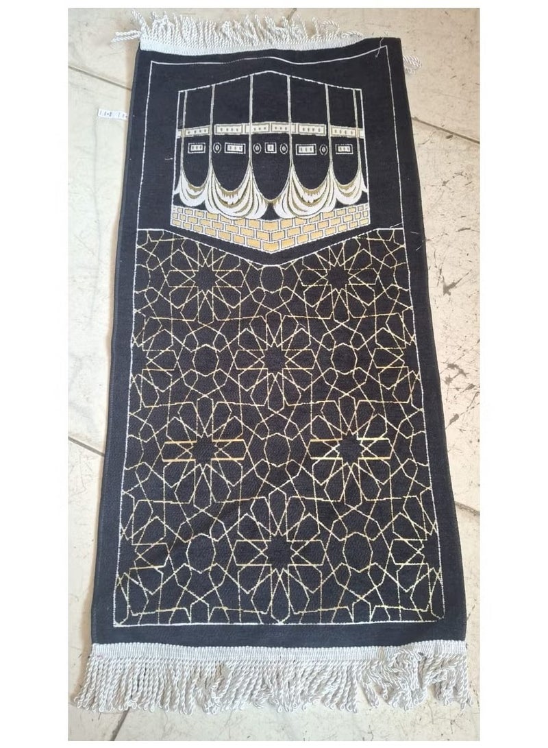 سجادة صلاة فاخرة بتصميمات مختلفه – اجعل كل سجدة تلامس قلبك  - Image 2