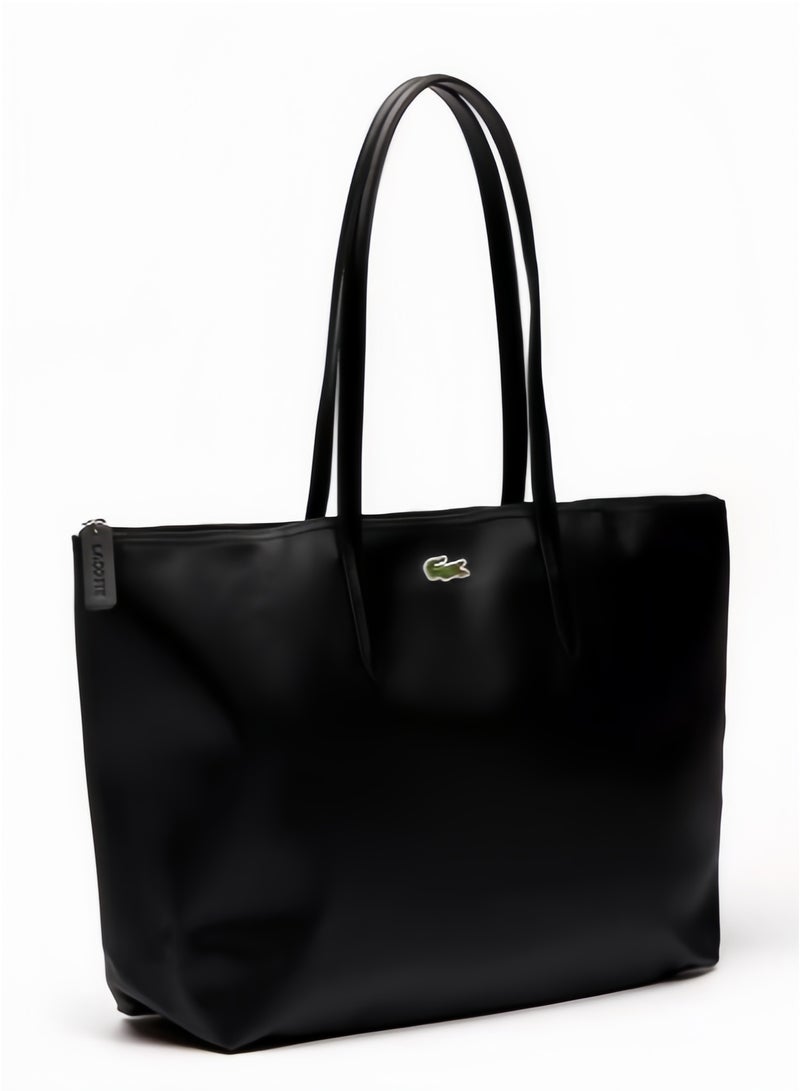 لاكوست حقيبة لوي كوت نسائية L12.12 كونسبت للأزياء متعددة الاستخدامات بسعة كبيرة وحجم كبير بسحاب وحمل باليد أو على الكتف، حقيبة توت كبيرة باللون الأسود مقاس 35 سم * 30 سم * 14 سم - Image 5