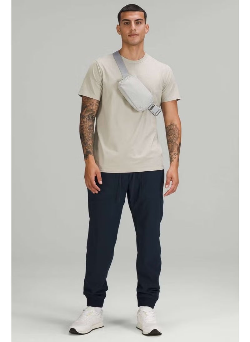 Lululemon Everywhere Belt Bag, Compact, and Convenient Belly Bag with Zippered Pockets, Easy-Access Exterior Pocket, and Interior Essentials Pocket for On-the-Go Storage, Grey - Image 2