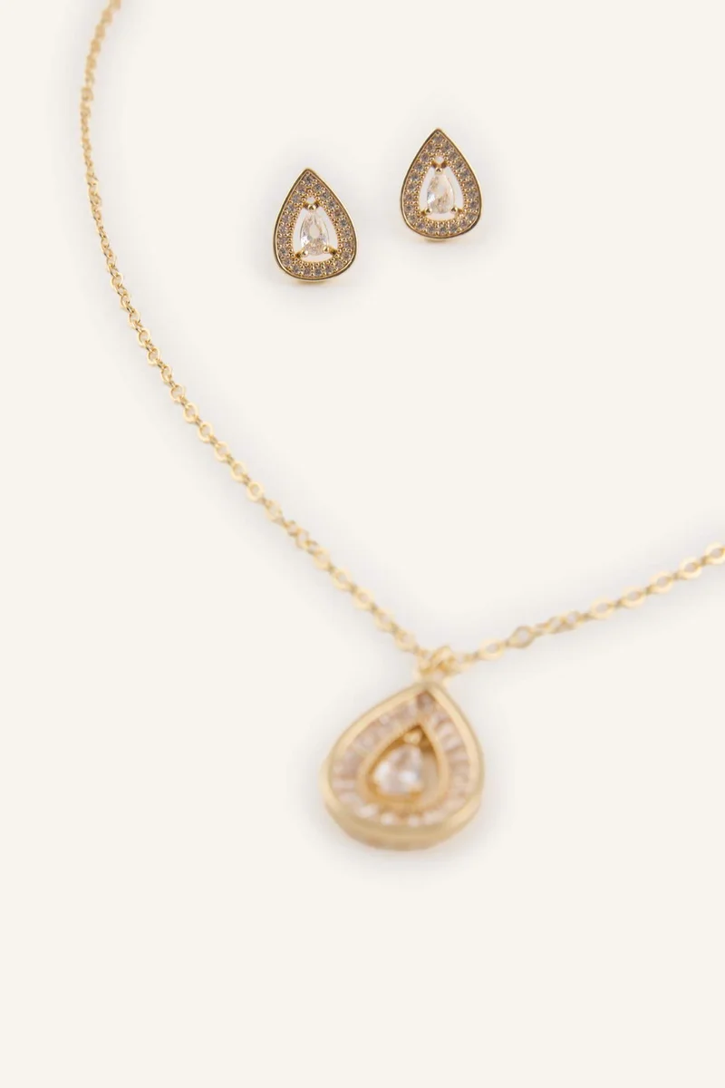 Defacto  Woman Necklace and Earrings 2 piece Set for Women | Best Price UAE