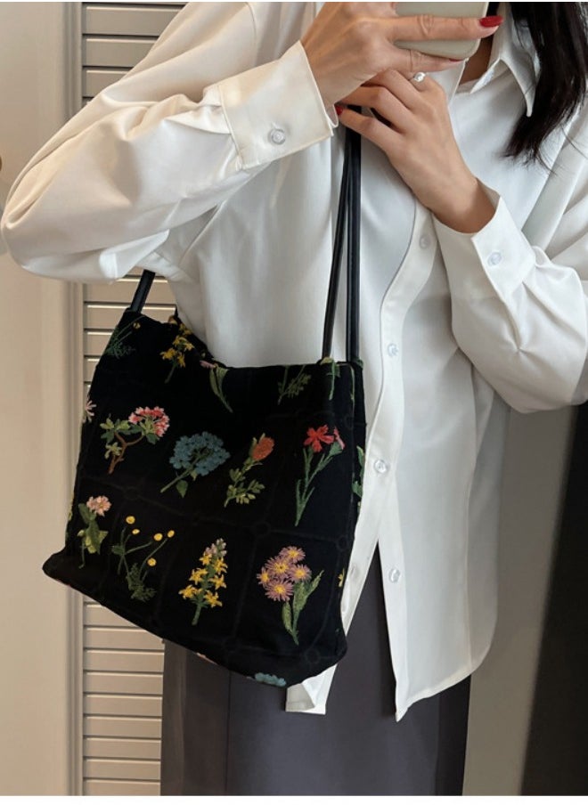 WAOKN Women's Fresh and Sweet Shoulder Bag, Ladies Flower Embroidery Crossbody Bags Sling Bag Side Bag Carry Bag, Fashion Trend Cotton and Linen Material Large-capacity Gift Bag Handbag  - Image 4