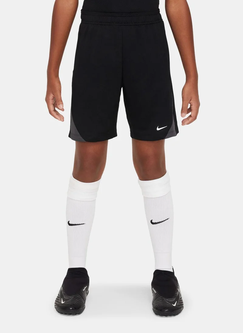 Nike Kids' Dri-FIT Strike Football Shorts (Older Kids)