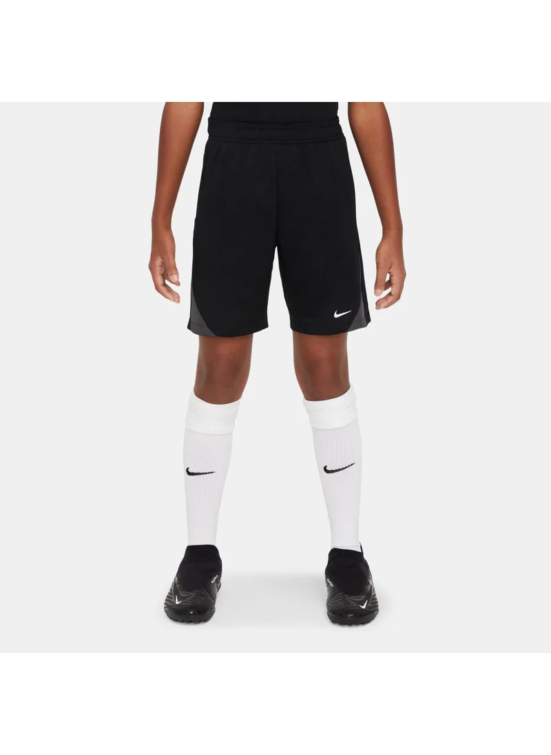 Nike Kids' Dri-FIT Strike Football Shorts (Older Kids)