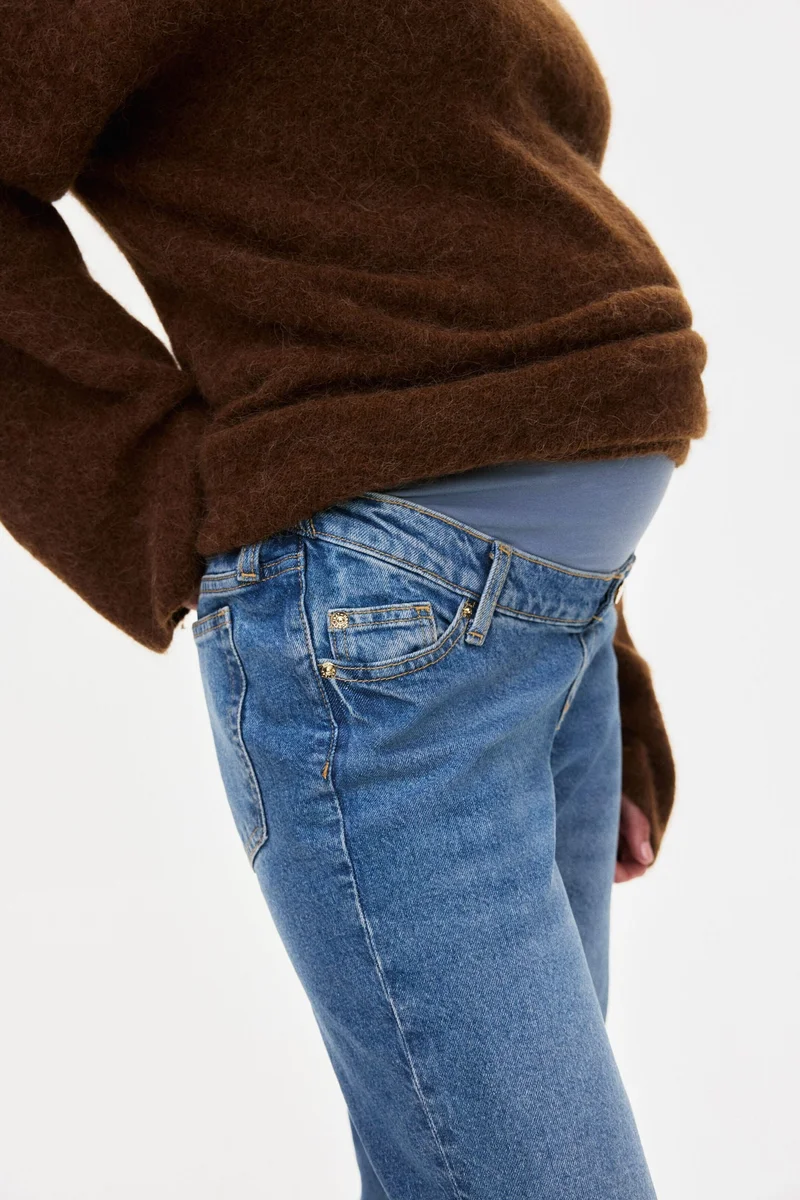 اتش اند ام جينز بقصّة مستقيمة من تشكيلة ماما