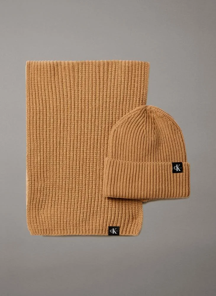 Calvin Klein Jeans Kids Logo Scarf Beanie Set