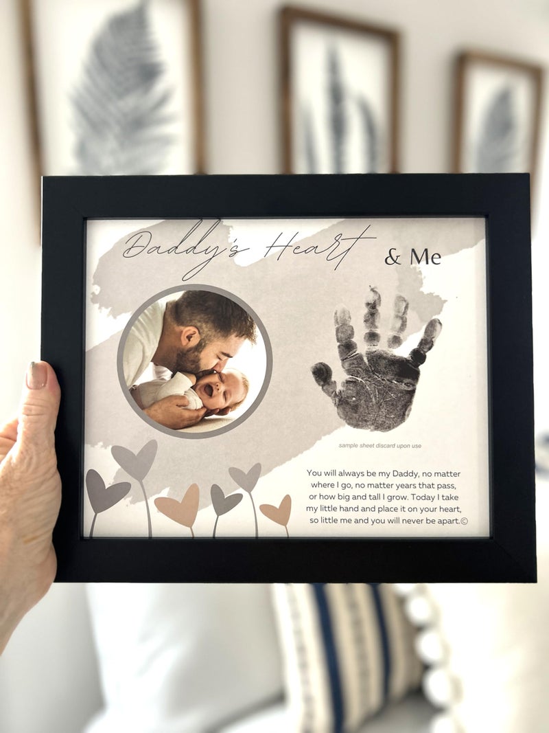 The Grandparent Gift Co. Baby Child Keepsake Handprint Frame for Daddy with Poetry - Loving Gift for Dad for Christmas, Father's Day, Birthday- Made in USA - Image 3