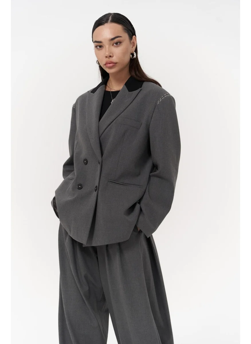 Mai Collection Iva Embroidered Detailed Smoke Blazer