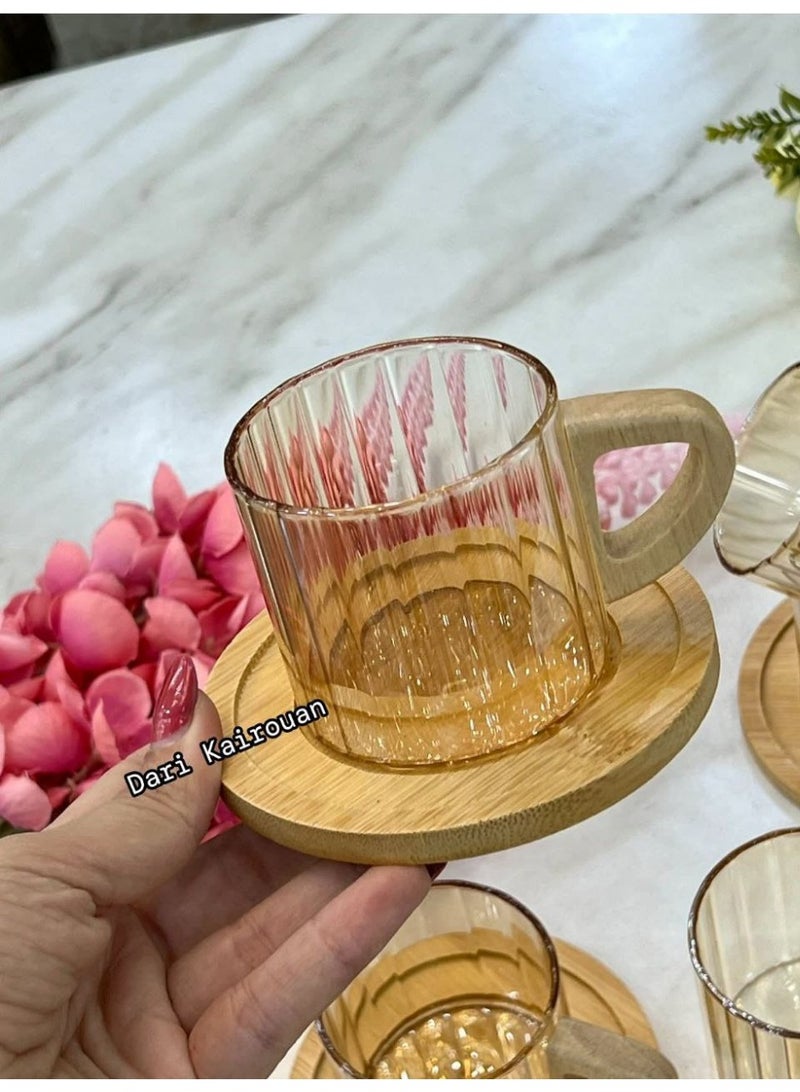مجموعة فناجين قهوة زجاج ١٢ قطعة (٦ فناجين ٦ اطباق خشب)  لون بني فاتح - Image 3