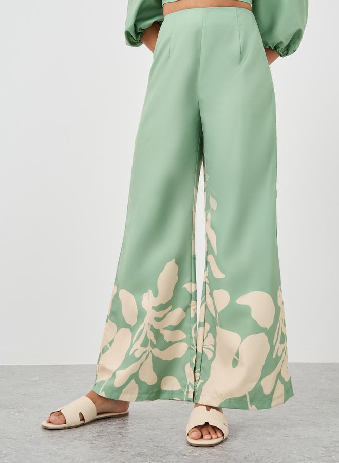 Styli Styli Balloon Sleeve Square Neck Crop Top and Pants Co-Ords  - Image 4