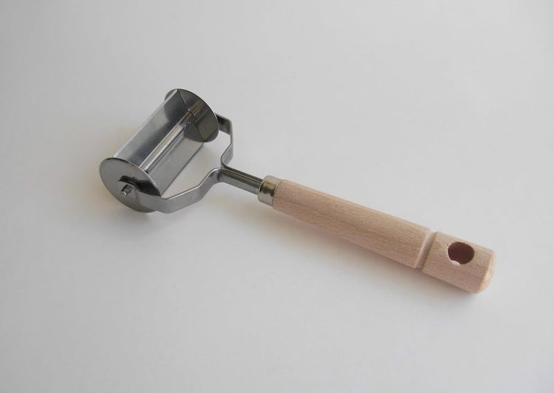Tredoni 2.4" Tortellini Square Ravioli Pasta/Dough Stamp Cutter Roller - 6cm Smooth Edge (Square - Plain) - Image 1