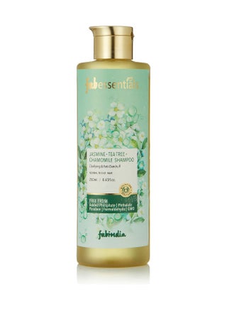 Fabessentials Shampoo Jasmine Tea Tree - pzsku/ZA6137614DB5A38B66F54Z/45/_/1683801350/7e18ad2d-2a43-41e8-9aa4-71a836a158d8