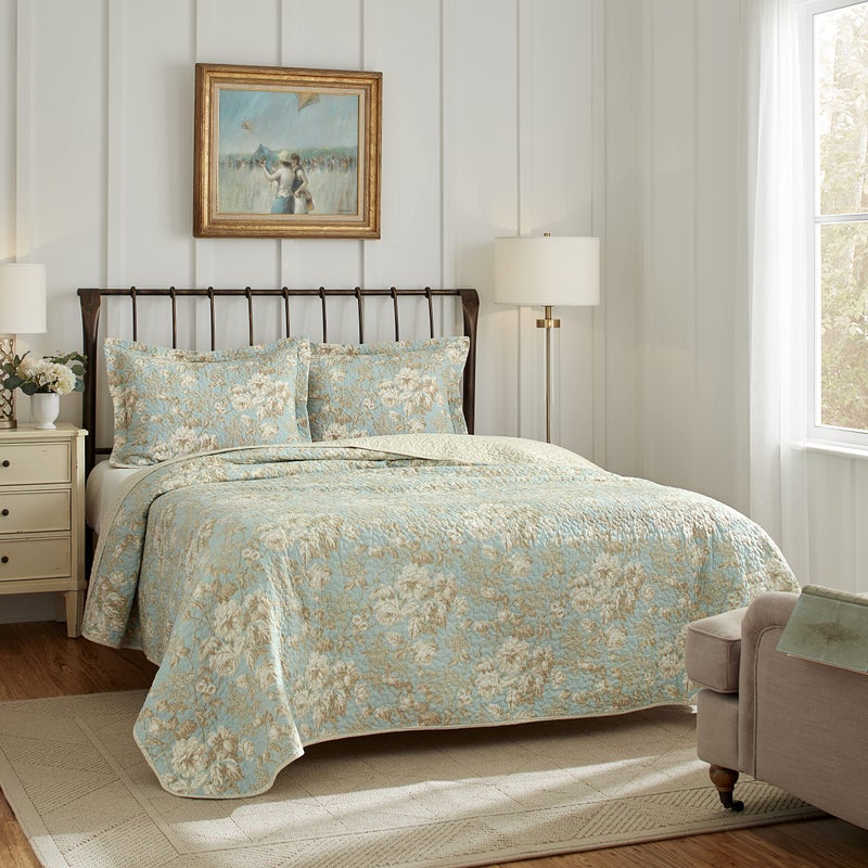 Laura Ashley Home - King Quilt Set, Cotton Reversible Bedding with Matching Shams, Bedroom Decor Ideal for All Seasons (Brompton Green, King) - Image 2